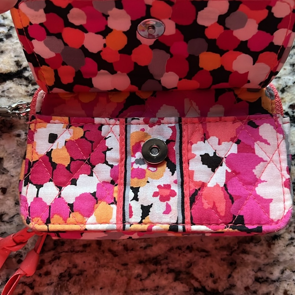 Vera Bradley all in one crossbody purse - Picture 3 of 6